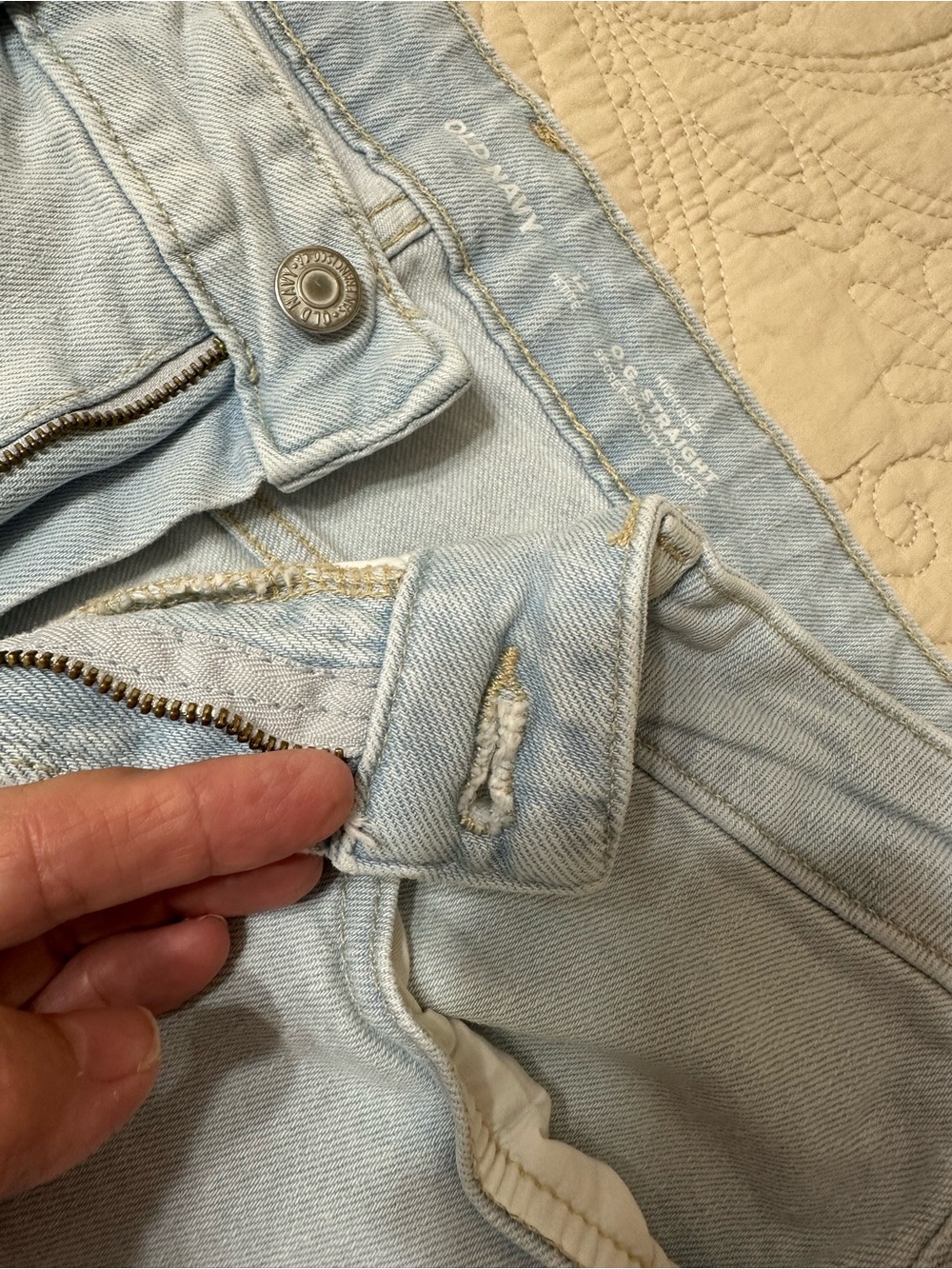 Old Navy Light Blue Loose Straight Leg Jeans Size 12p - Picture 4 of 4